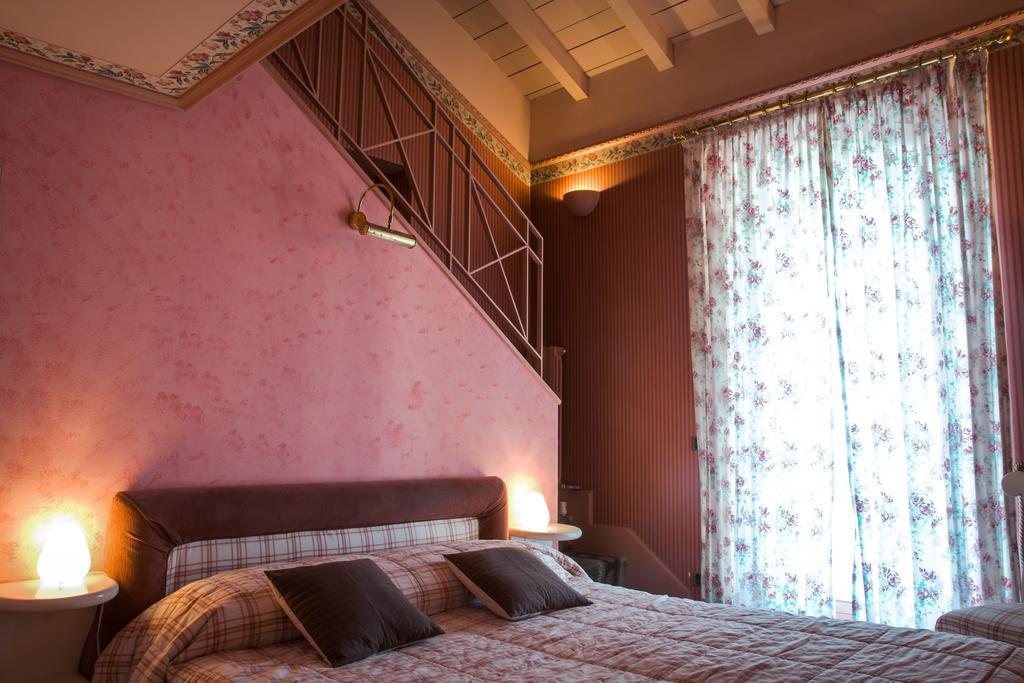 Hotel Colonne Varese Exterior photo